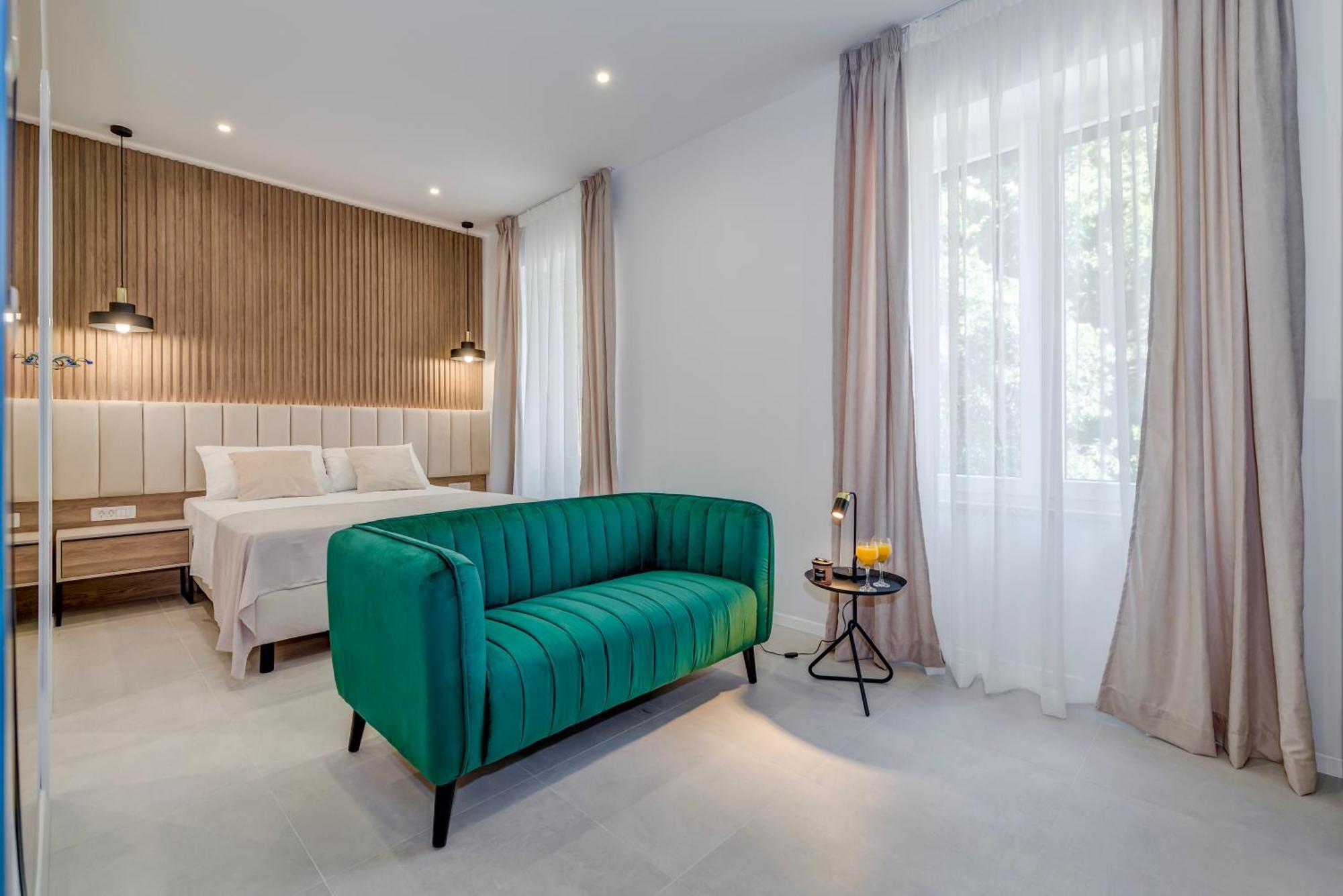48 Rooms Split Extérieur photo