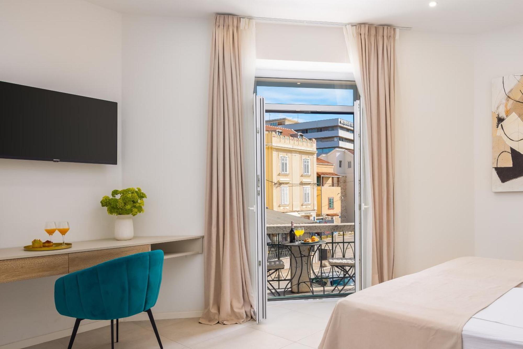 48 Rooms Split Extérieur photo