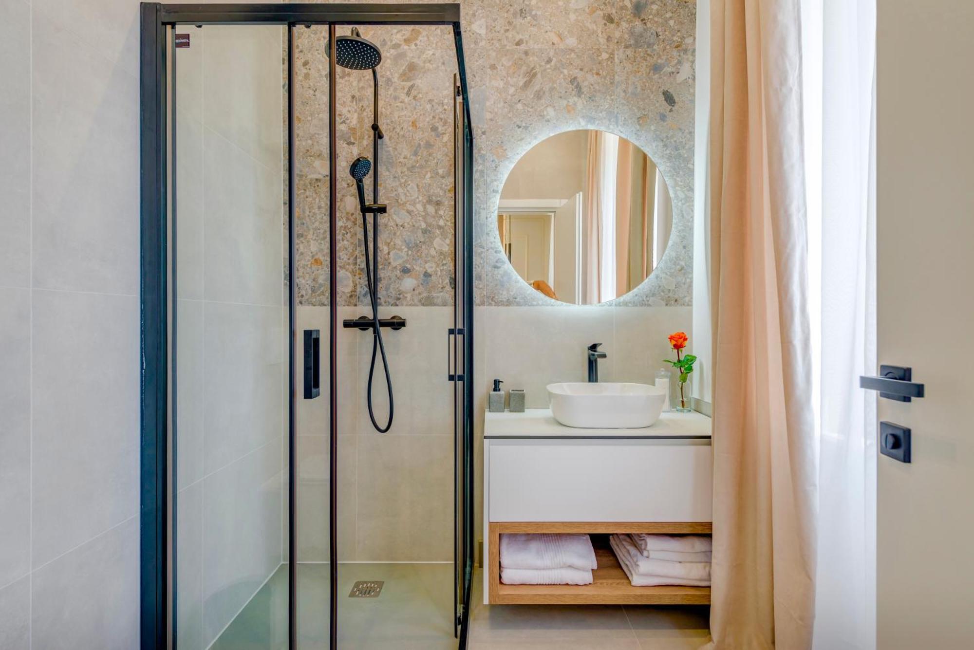 48 Rooms Split Extérieur photo